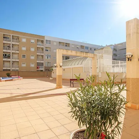 Beautiful In W/ Outdoor Swimming Pool, Outdoor Swimming Pool And 2 Bedrooms Apartment